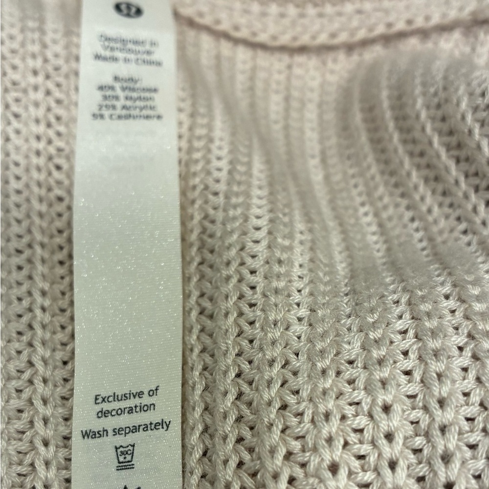 Lululemon Chunky Wrap Cardigan in Beige Size XS - Picture 5 of 5